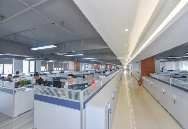 1543218729743114.jpg 888电子游戏总部新综合楼-51633b8d-3e55-4dc5-8c57-32788f93d04d.jpg