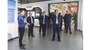 株洲市政协主席蔡溪一行莅临888电子游戏考察